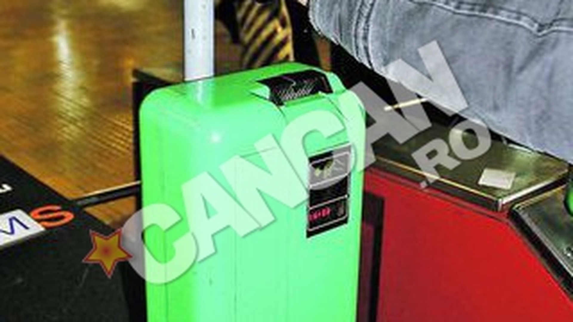 Cumparati calatorii cu un simplu SMS. Acces la metrou doar cu telefonul