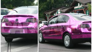 Maşina care a atras toate privirile! Ce culoare a ales un şofer pentru autoturismul său