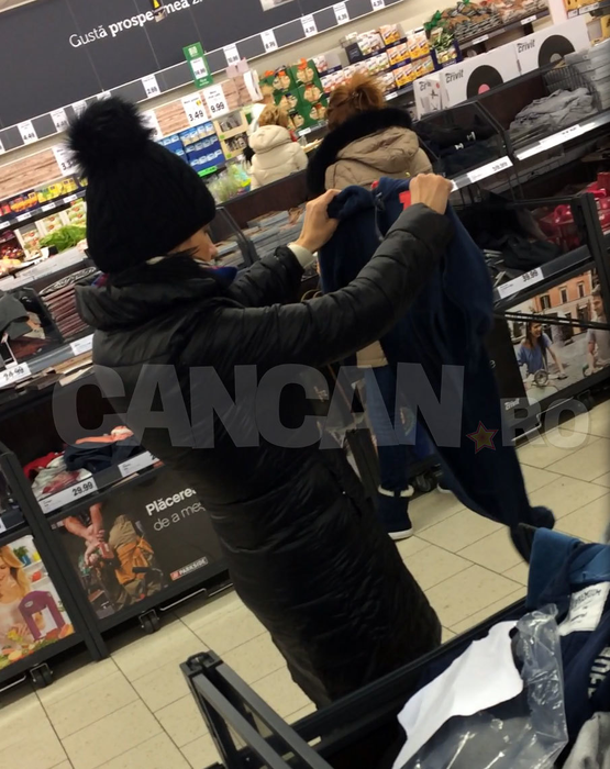 Soţia lui Petre Roman, filmată la shopping, în timp ce el era audiat la Parchet!