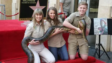 Cum arată și cu ce se ocupă copiii lui Steve Irwin, ”vânătorul de crocodili”. Bindi și Robert sunt un exemplu de urmat