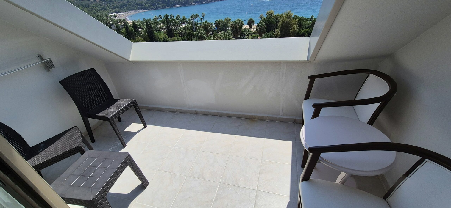 Cât au plătit doi români pentru un sejur de 7 nopți la „ultra all-inclusive”, în Turcia. Au fost cazați într-un hotel de 5 stele din Antalya