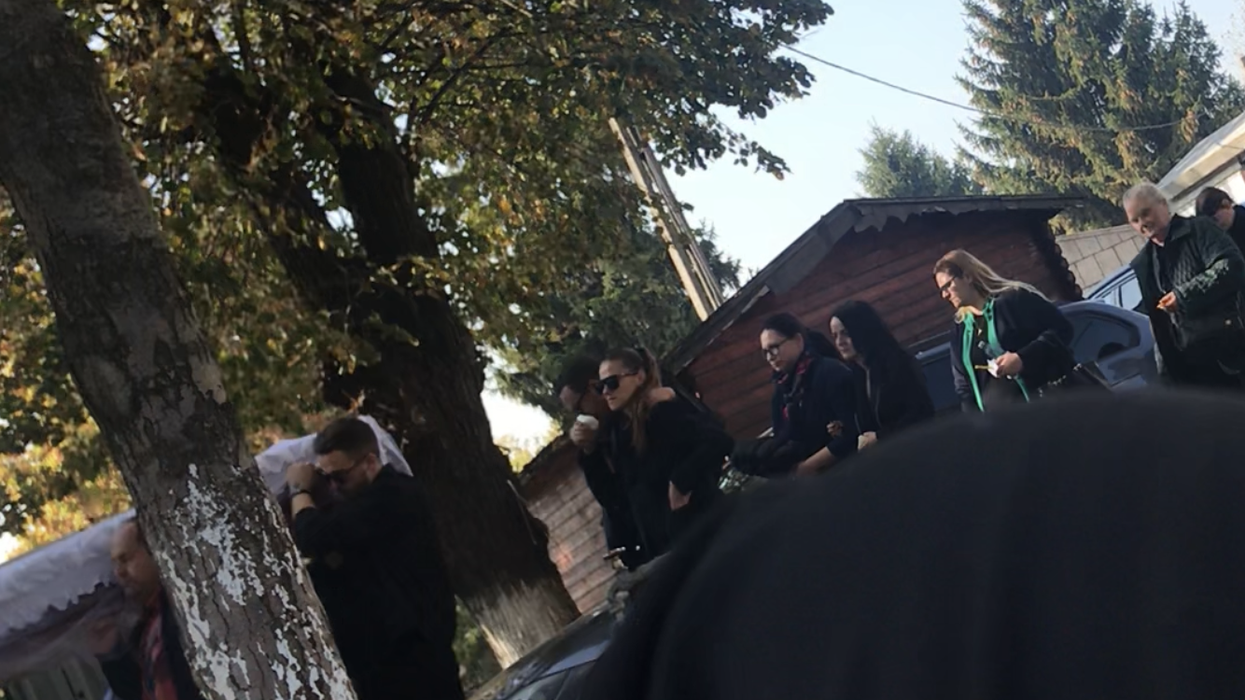 Ștrefan Stan și-a înmormântat mama în mare secret