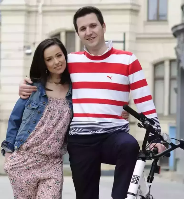 Imagini RARE de la nunta lui Andi Moisescu cu Olivia Steer. Evenimentul fastuos a avut loc la Casa Doina din București