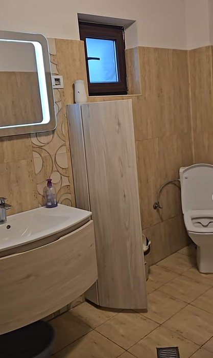Cum arată vila cu 2 etaje a lui Melek. Văduva lui Dani Vicol a renovat-o după bunul său plac