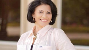Cum arată cele două fete adoptate de Elena Cârstea. Cu ce se ocupă Sanda și Adriana