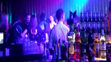 Sorin Brotnei a calcat din nou pe bec. A plecat din club cu o roscata focoasa. Logodnica stie?