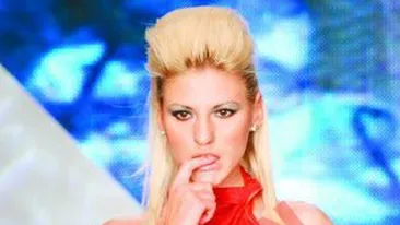 Caravana Fashiontv recruteaza... fiice