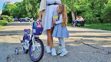 E din nou însărcinată: surpriză în showbiz-ul din România. Prima poza cu burtica