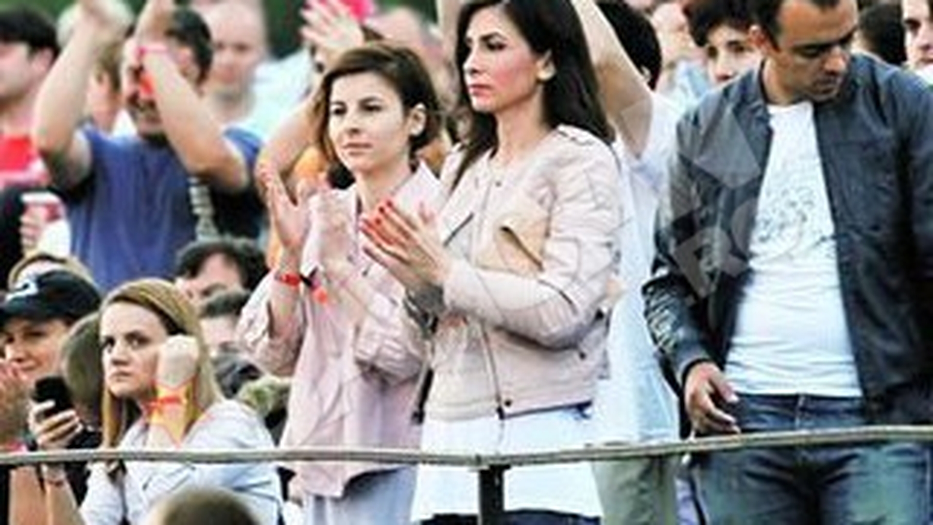 Frigescu la bal, Badiu la spital!