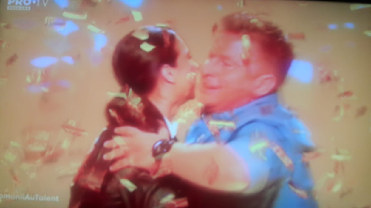 Mihai Petre a fost atacat de Pavel Bartoș la Românii au talent! Gestul făcut de noul jurat