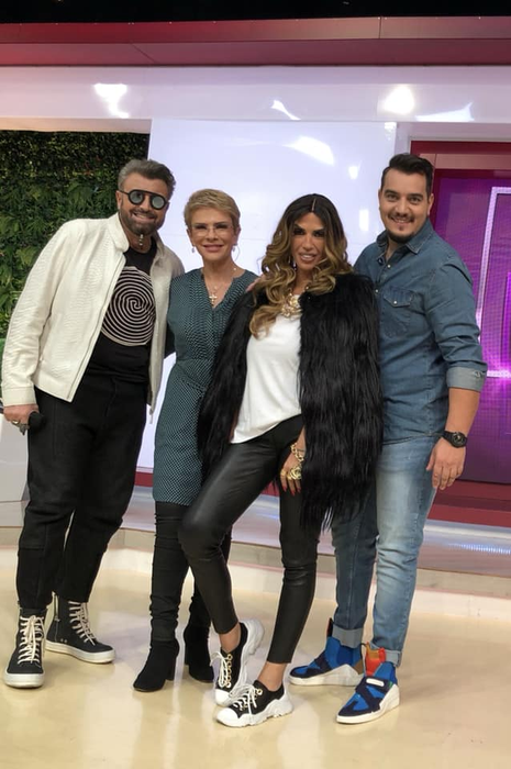 Cum arată Raluca Bădulescu fără perucă. Vedeta Kanal D suferă de o boală rușinoasă de păr