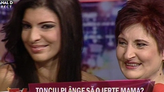 VIDEO Incredibil! Andreea Tonciu s-a impacat cu mama ei! Cele doua au izbucnit in plans in clipa in care s-au sarutat si s-au imbratisat!