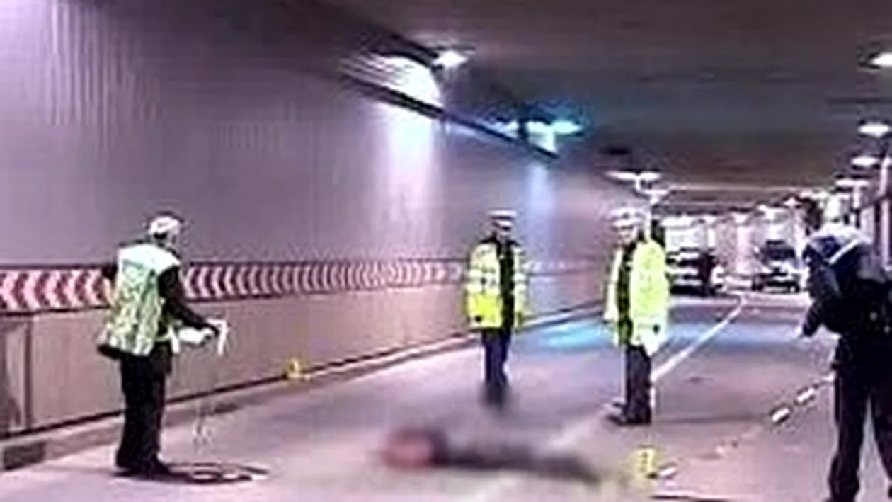 VIDEO Un tanar de 20 de ani a murit  intr-un grav accident de motocicleta petrecut in pasajul Unirea