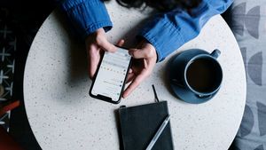 Noua înșelăciune de pe WhatsApp. Cum sunt păcăliți românii pentru bani