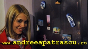Andreea Patrascu e mandra de colectia ei de magneti de frigider