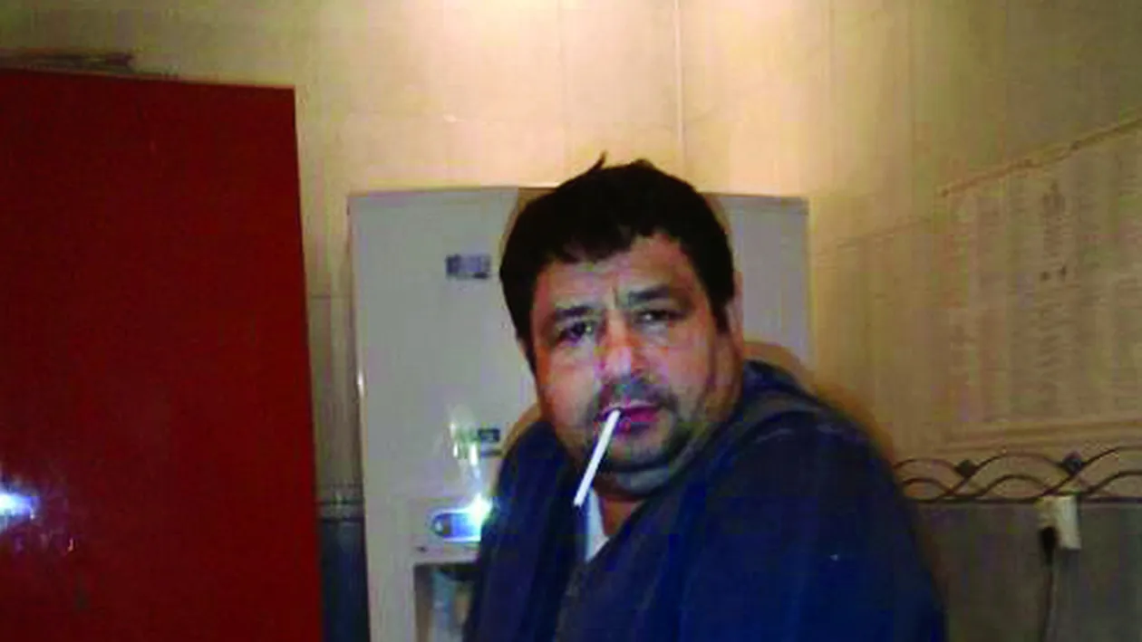 Imagini inedite! Fostul iubit al Madalinei Secuianu a ajuns la cratita!