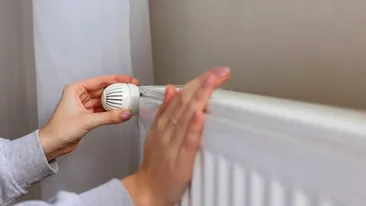 Este bine să oprești caloriferele în camerele goale? Ce se întâmplă cu consumul, de fapt