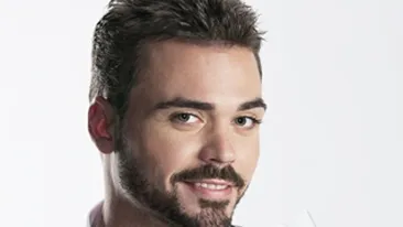 Scandal la Burlacul! Bote sare la gatul grecului care a amenintat-o pe Cezara Darie: Agentia lui Nikos nu exista, el vrea sa isi faca reclama 