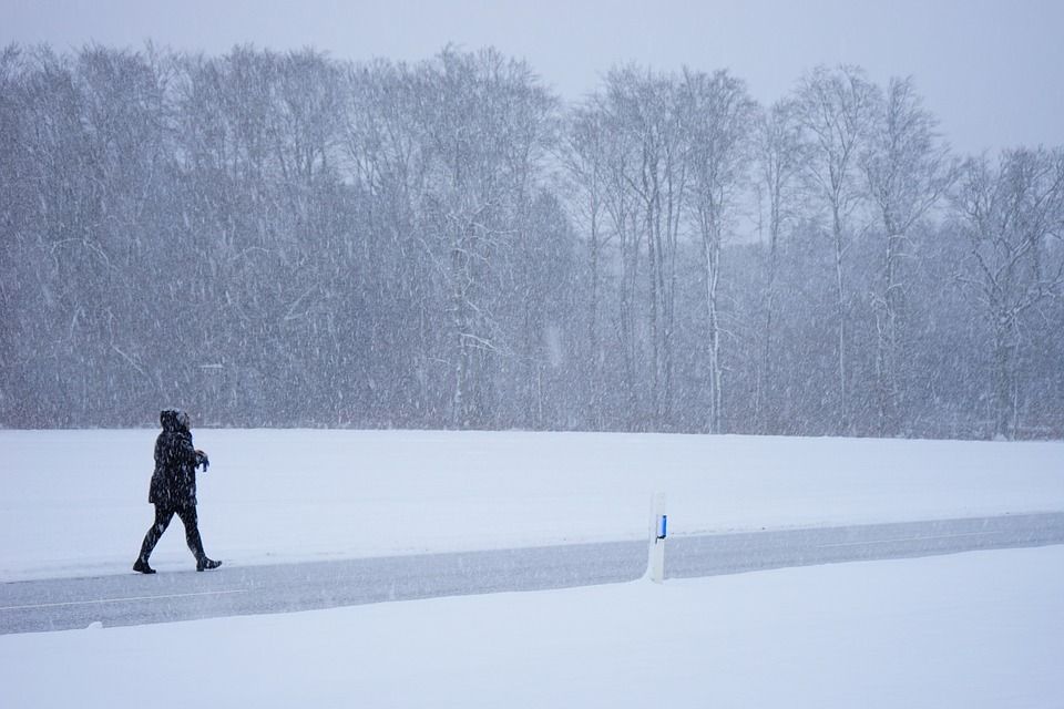 Prognoza meteo 15 ianuarie: cod portocaliu de vreme severă! Două judeţe se află sub avertizate de  viscol