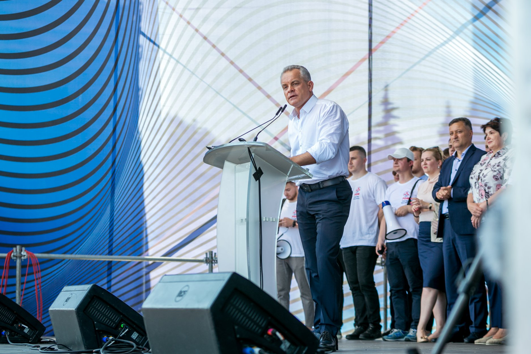 Cine este Vlad Plahotniuc și ce avere are