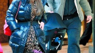 Rooney, inlocuit de cumnat in rolul de tata