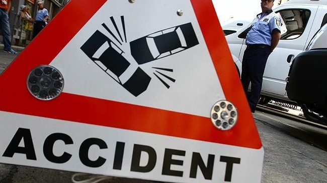 Accident teribil în Bacău. Două persoane au fost spulberate în timp ce traversau strada