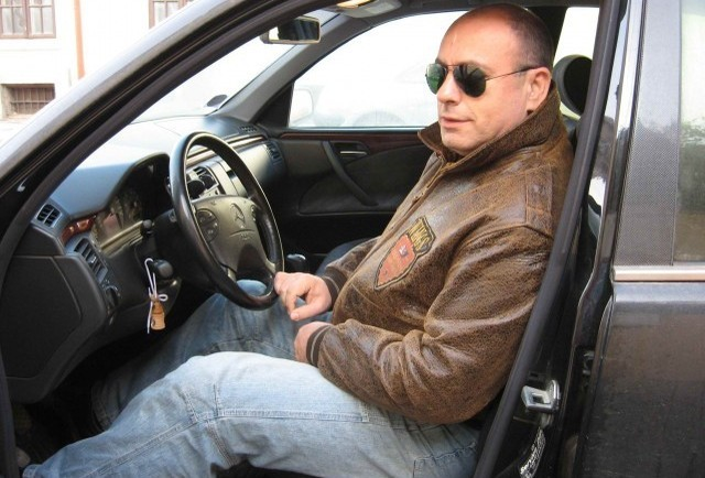 Americanu’ din “La Bloc”, PR pentru soţia lui: “E un hobby, îi face plăcere şi are şi satisfacţii în acelaşi timp”. Cum au sărbătorit 12 ani de relaţie. Metoda lor, un exemplu pentru toţi