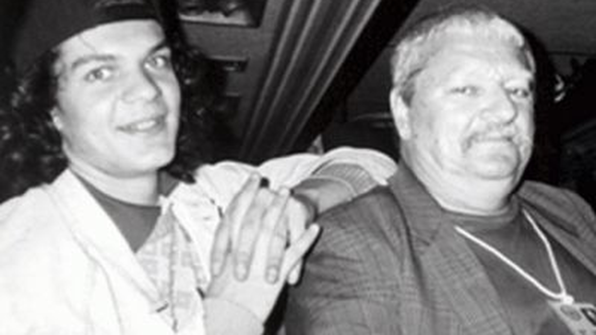 Mesajul emoţionant al lui Tudor Chirilă despre tatăl său. ”Pe tata nu am apucat să-l văd cum moare. Nu l-am ţinut de mână, nu ne-am luat rămas bun”