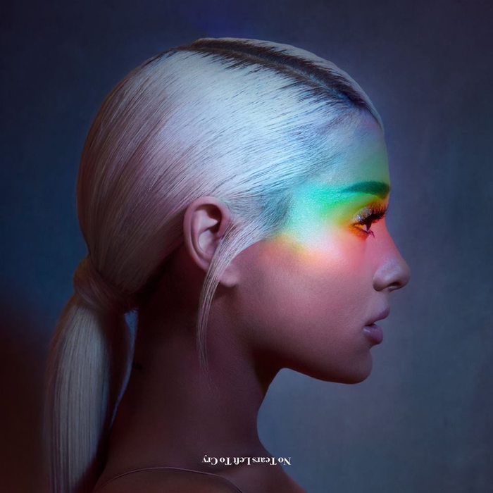Ariana Grande s-a logodit! Cine este actorul cunoscut care a cerut-o de sotie la nici o lună de când și-au început relația
