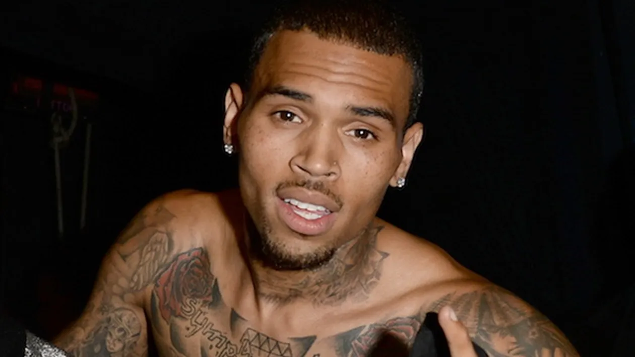 Chris Brown e TERMINAT! A innebunit cand a aflat verdictul judecatorului! S-a aflat motivul pentru care e atat de violent