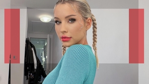 Drama neștiută: ”tradusă” cu cea mai bună prietenă! Este cea mai cunoscută influenceriță din România, dar asta nu a scăpat-o de vizitele la psiholog!