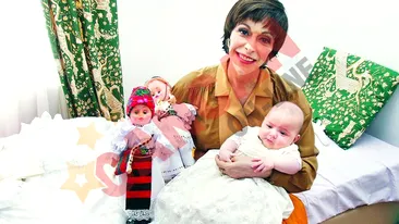 Ce mandrete de baiat are mama!