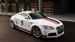 Un Audi TTS a urcat fara sofer pe munte!