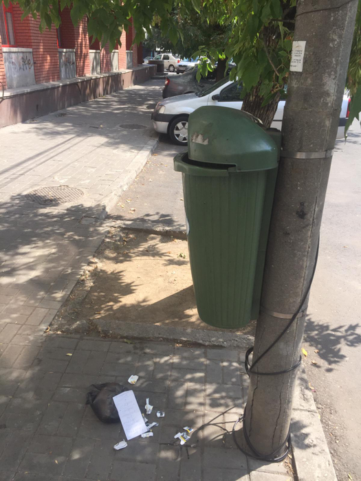 Cum s-a răzbunat o femeie pe un bucureștean care și-a aruncat gunoiul în mijlocul străzii. Acum îl va ști o țară întreagă