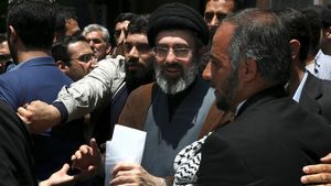 Cine este Mojtaba Khamenei, noul lider suprem al Iranului. Are o avere uriașă și s-a tratat în Europa