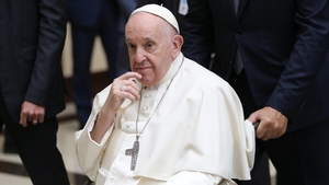 Vaticanul a publicat prima imagine cu Papa Francisc de la internarea sa în spital. Cum se simte Suveranul Pontif