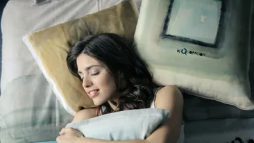 O femeie a descoperit un lucru absolut șocant. Soacra ei obișnuia să îi spioneze pe ea și pe soțul ei prin monitorul pentru bebeluși