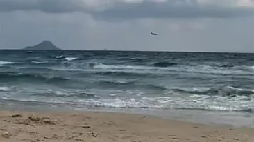 Imaginile groazei! Momentul în care un avion spaniol se prăbușește în mare VIDEO