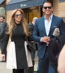 Jennifer Lopez și Alex Rodriguez s-au logodit după o relație de doi ani