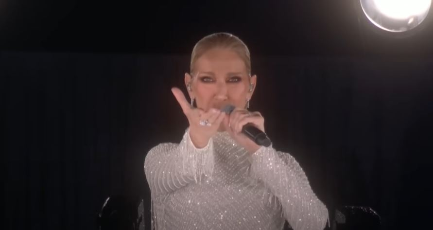 Celine Dion a susținut un moment artistic în deschiderea Jocurilor Olimpice de la Paris 2024 / Sursă: captură video
