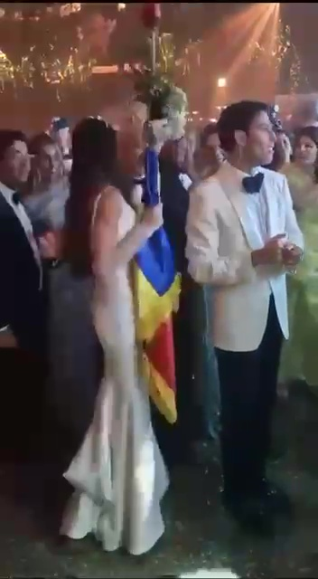 Garrett avea să se bage și la horă