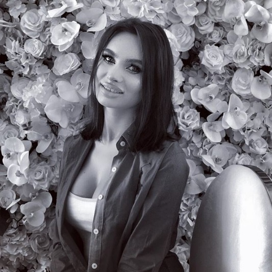 Bianca de la Insula Iubirii, transformată după operațiile estetice! Soția lui Liviu Gherman a renunțat și la părul blond