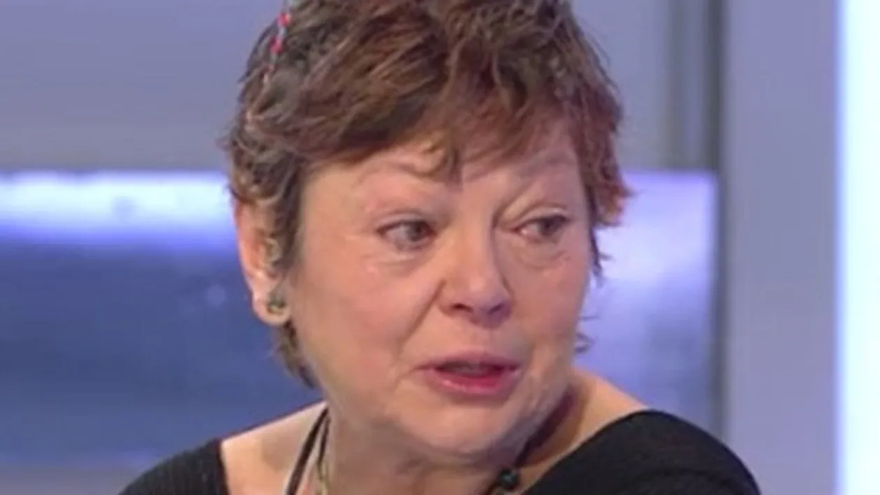 Anca Pandrea nu a fost o elevă model! Ce spune actriţa despre primul sărut: Mi-a băgat limba in gură