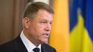 Klaus Iohannis a contestat legea privind educația sexuală în școli