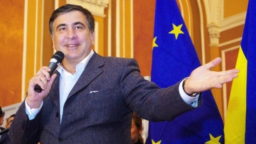 Un fost preşedinte de stat a fost arestat! Simpatizanţii lui au tăbărât pe maşina poliţiei şi... E uluitor ce s-a întâmplat