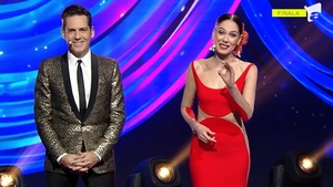 Cum au apărut Irina Fodor şi Ştefan Bănică Jr în marea finală Dancing on Ice, de la Antena 1