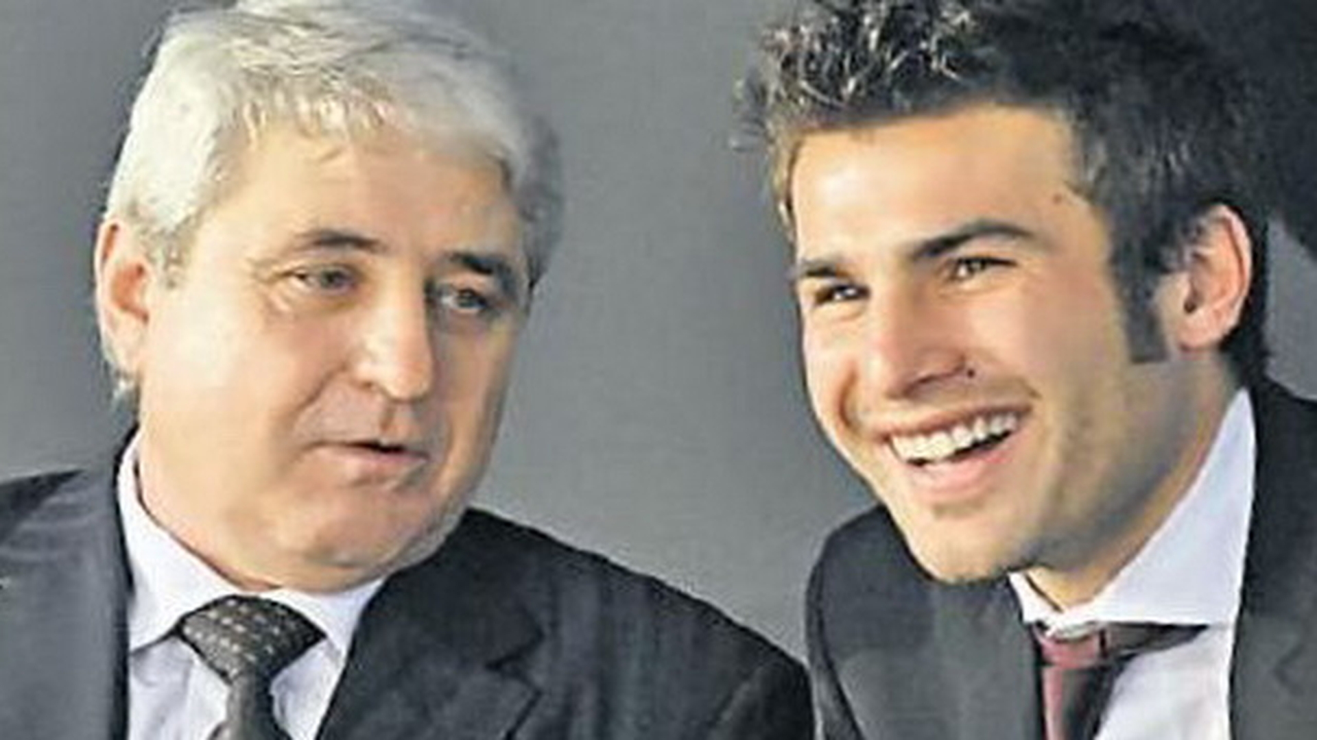 Fiul lui Adrian Mutu sufera de o boala ereditara la inima? Bunicul sau a avut aceeasi afectiune!
