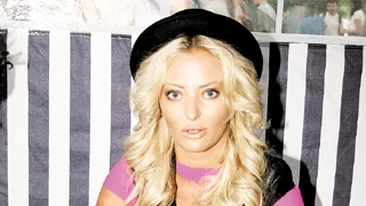 Delia Matache, boschetara in parc