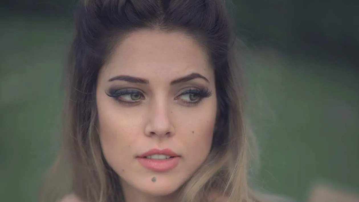 Roxana Niculae, prima reacție după ce a fost prinsă sărutându-se cu Liviu Vârciu! Ce a avut de zis blondina