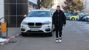 Modelul „Regelui” copiat de Croitoru » Antrenorul moldovenilor și-a promovat fiul la prima echipă!